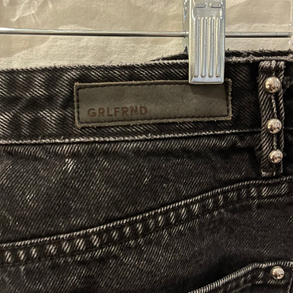 GRLFRND EVA STUDDED AND GUSSET A-FRAME BLACK DENIM MINI SKIRT, RAW EDGE, SIZE 29 - Picture 5 of 13